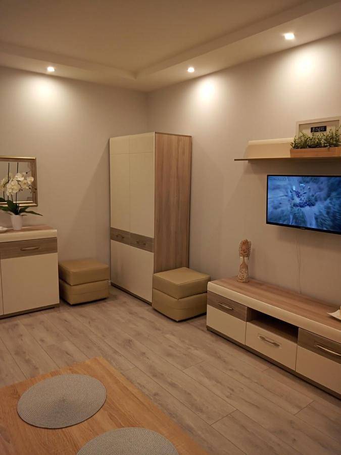 Cały apartament, Two-Bedroom Apartment in Łańcut, Podkarpacie