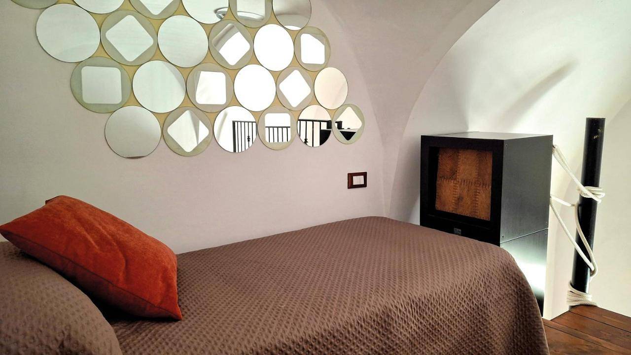 Family Room with Bathroom in Formia, Province de Latina