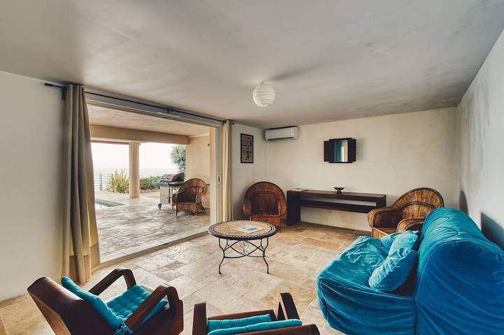 Villa pour 8 personnes, avec jardin à Théoule-sur-Mer - 2