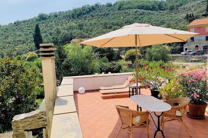 Ferienwohnung für 2 Personen, mit Terrasse, mit Haustier in Prelà