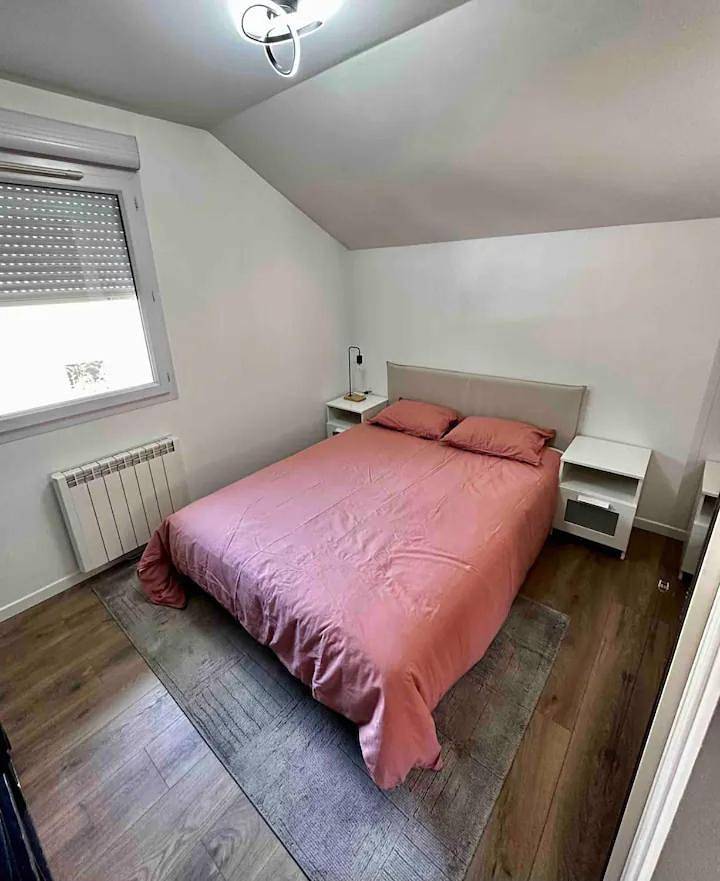 Appartement entier, Pavillon de Standing - Parking Privé - Proche Cern/Onu/Genève in Prévessin-Moëns, Gex