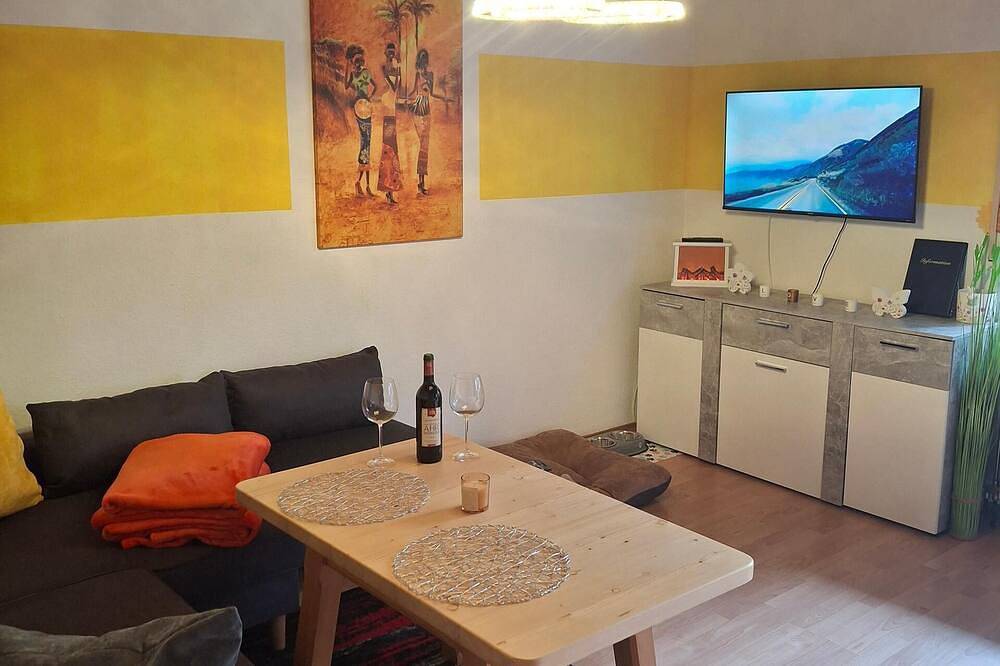 Ganze Wohnung, Ferienwohnung 45qm mit Bergblick in Tiefenbach, Ostbayern
