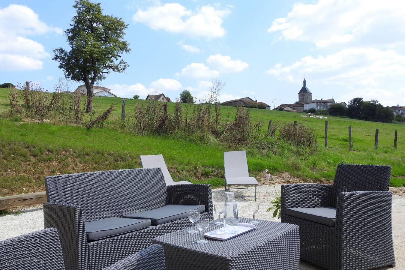 Gîte pour 4 Personnes dans Dommartin-le-Franc, Haute-Marne