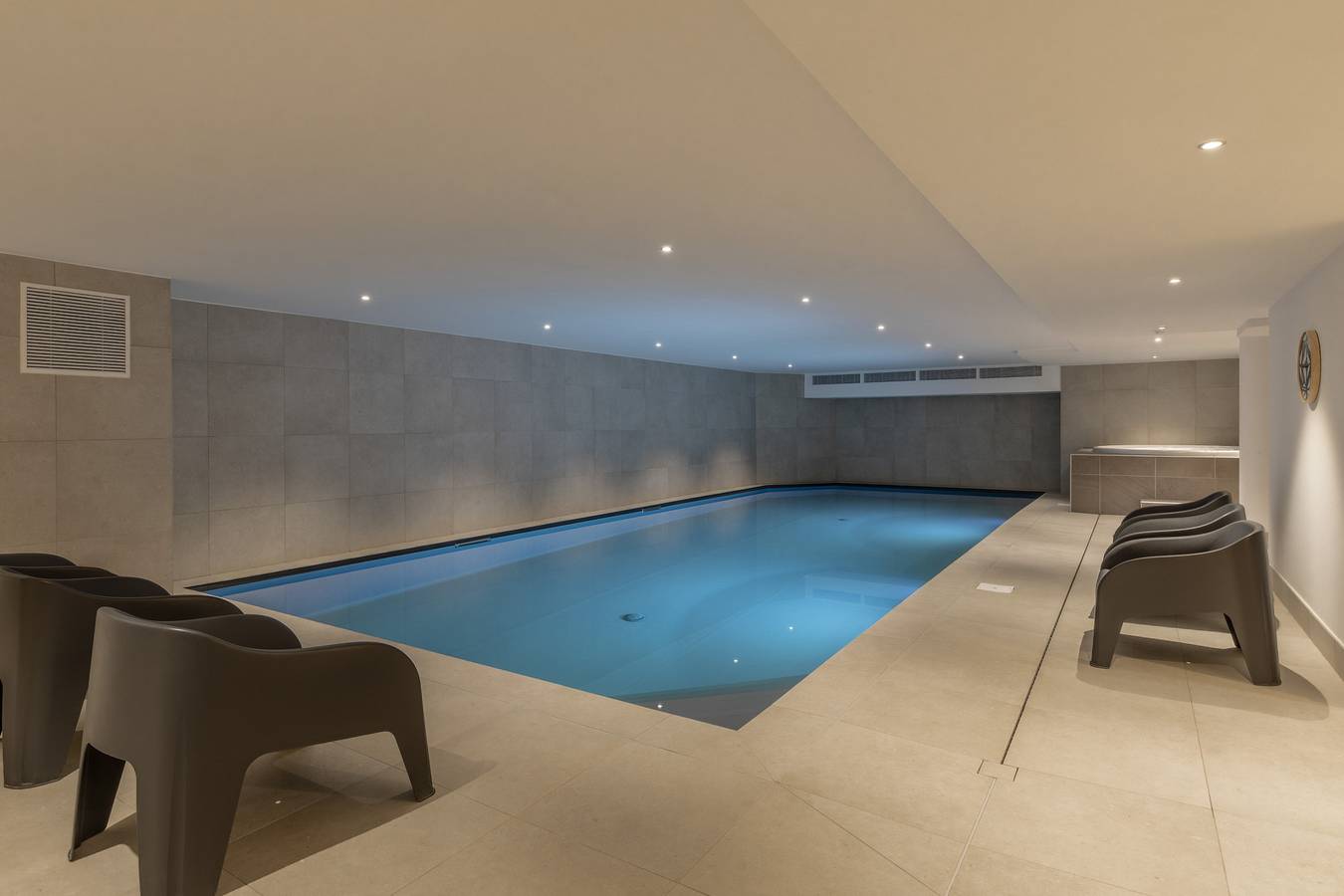 Entire apartment, Kandahar de kayla - Vue, Spa-  Remontées à 5 min in Les Houches, Massif du Mont-Blanc
