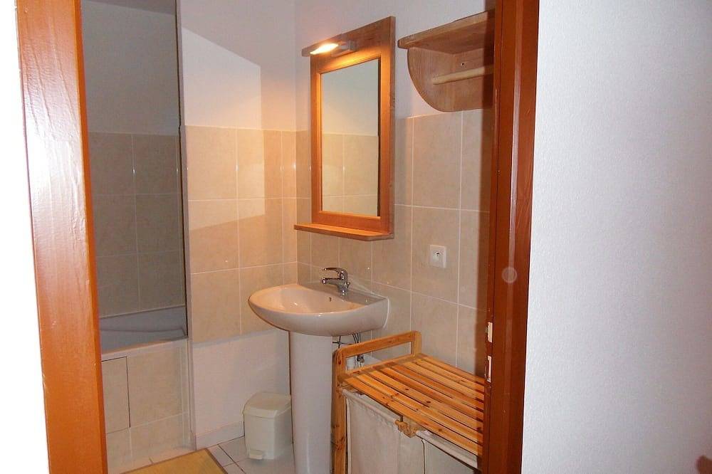 Appartement entier, Appt 22  Studio dans un village de montagne au Pays de la Meije in Villar-d'Arêne, Parc national des Écrins