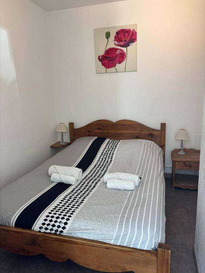 Gîte pour 4 personnes, avec balcon et vue dans Thermes de Gréoux les Bains - 2