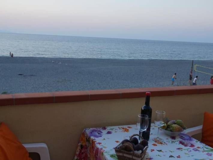 Appartamento per 3 persone, con Balcone e Terrazza nonché Giardino e Vista lago a Terme Vigliatore