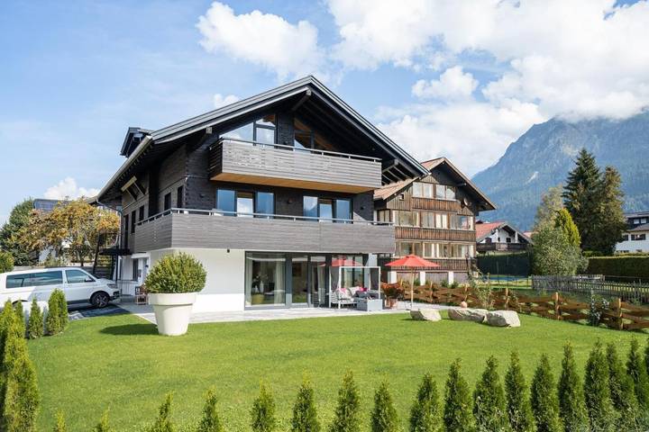 Ferienwohnung für 2 Personen, mit Balkon und Terrasse sowie Sauna und Ausblick in Oberstdorf