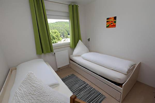 Ferienwohnung für 4 Personen, mit Balkon und Garten sowie Ausblick in Brensbach - 3