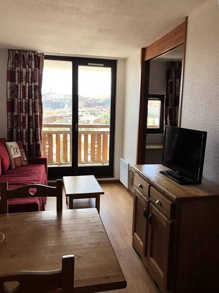 Entire apartment, Residence Of Christiania Apt 80 in Huez, Écrins National Park
