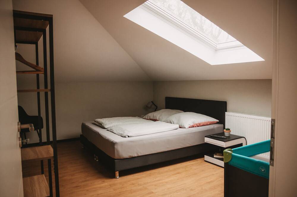 Ganze Wohnung, Moderne 3 Zimmer Dachgeschoss Wohnung im Herrenhaus Henriettenhof in Cismar, Grömitz