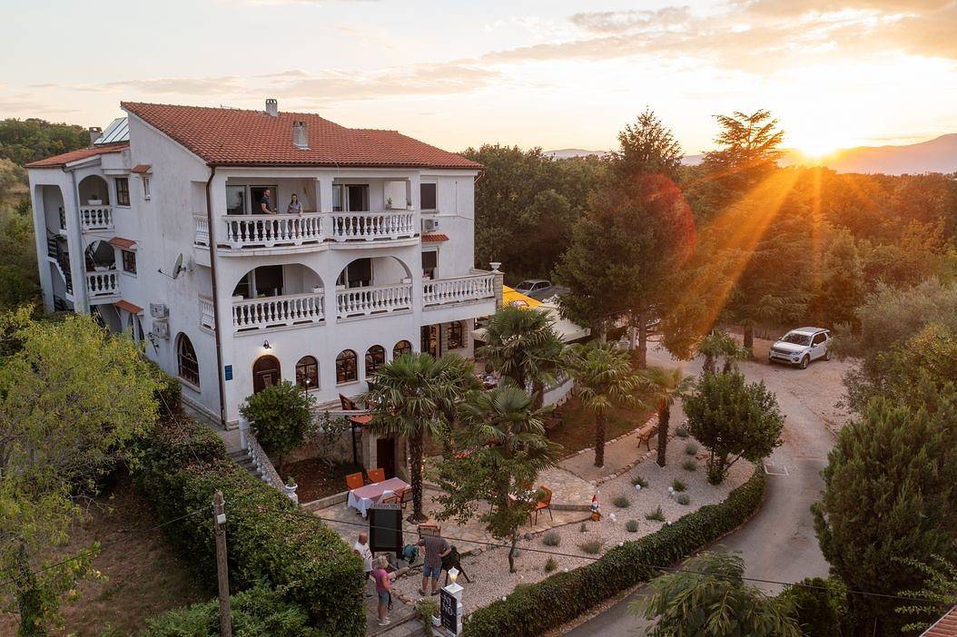 Appartamento vacanze a Porat a partire da 113€ a notte