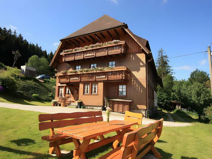 Ferienwohnung für 4 Personen, mit Balkon und Garten - 1