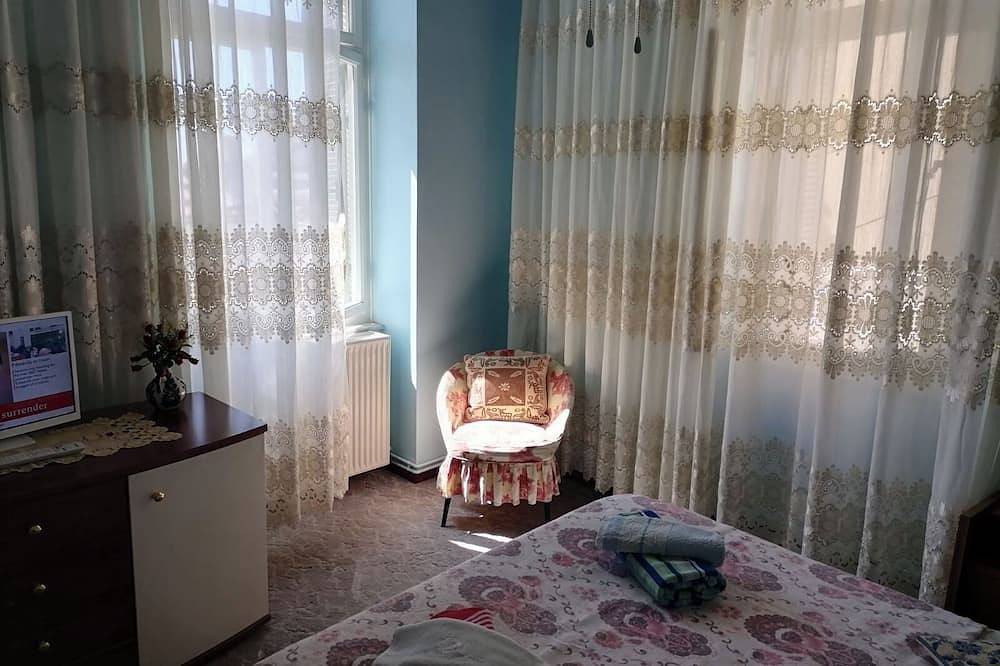 Family-friendly house, 300 meters distance from the center. in Kavala, Regio Kavala