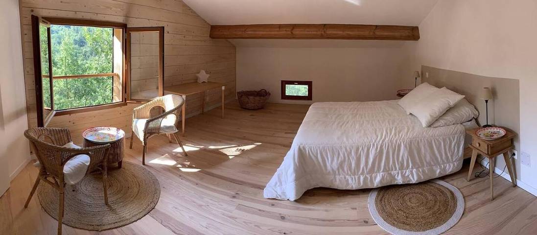 Location de vacances pour 2 personnes, avec vue et jardin à Dun (toponyme) - 3