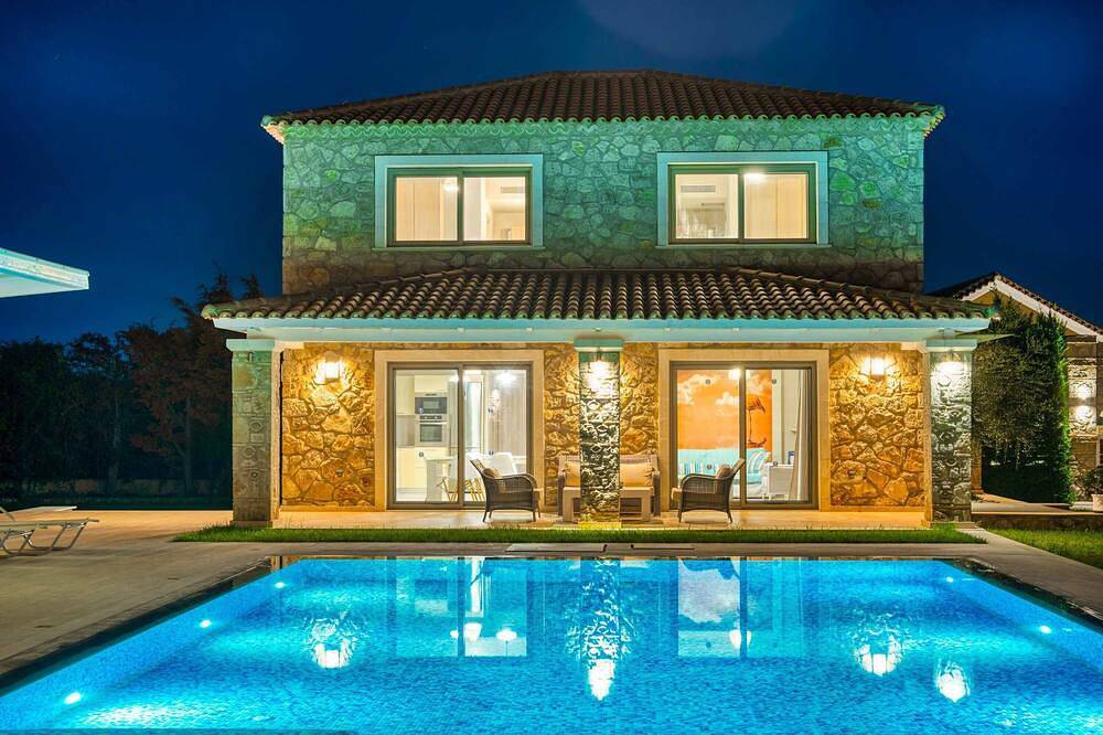 Serenity Zante - Drei Schlafzimmer Villa, Schläft 6 in Drosia (Zakynthos), Kipseli