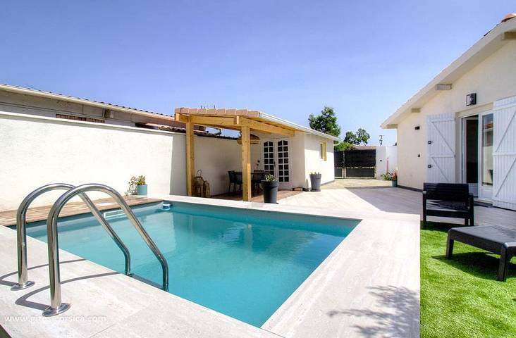 Gîte for 4 people, with pool and terrace, with pets - 1
