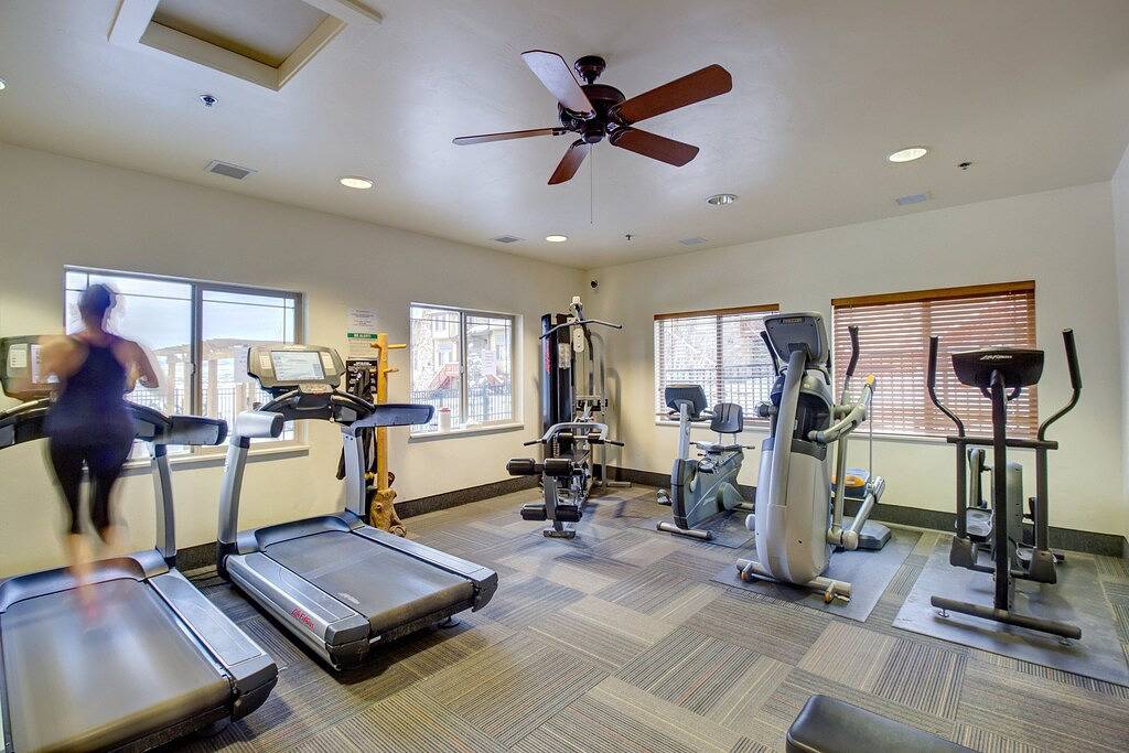 Vacation House for 10 Guests in Snyderville, Uinta Wasatch Cache National Forest