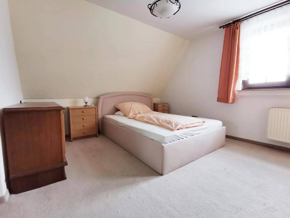 Single Room in Neuss, Rhein-Kreis Neuss