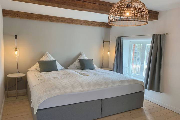 Ferienwohnung für 5 Personen, mit Garten und Terrasse sowie Sauna, mit Haustier