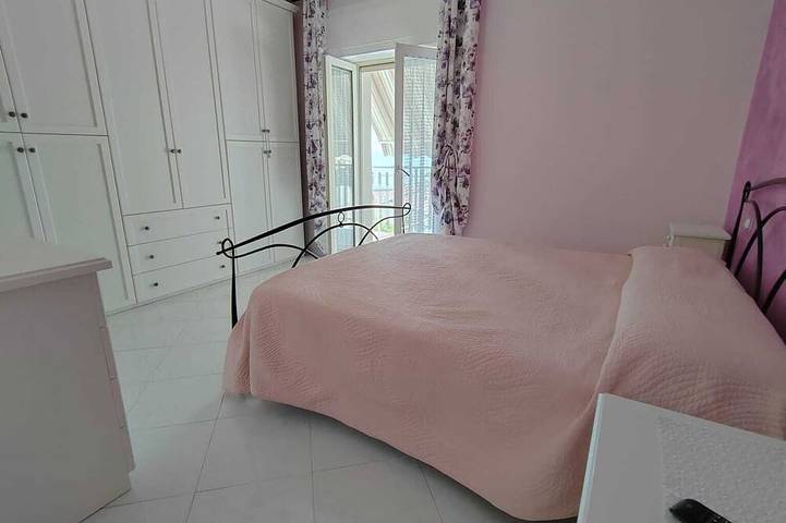 Room with bathroom in Holiday House San Giacomo in Poggio Bustone, Rieti Provinz