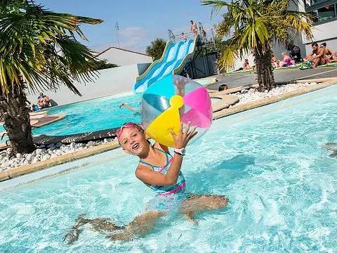 Mobilhome pour 5 Personnes in Brem-sur-Mer, Vallée de la Loire