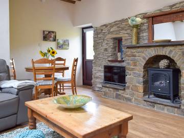 Cottage for 4 People in South-Wales, Pembrokeshire, Photo 2