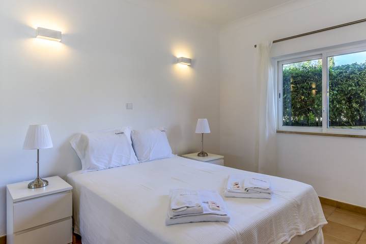 Gîte pour 5 personnes, avec balcon dans Luz - 4