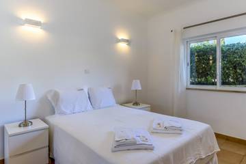 Apartment for 5 People in Luz, Faro District, Photo 3