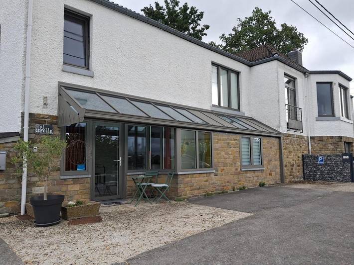 Gîte pour 2 personnes, avec terrasse et sauna dans Petit-Han - 2