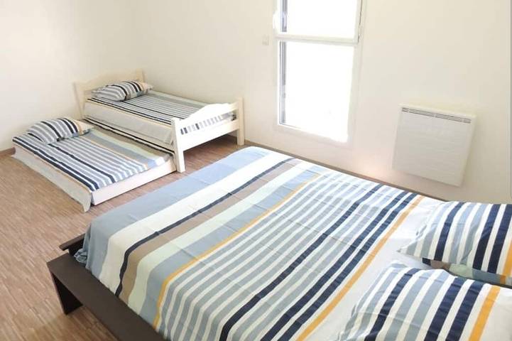 Location de vacances pour 8 personnes, avec terrasse et jardin dans Tresbœuf - 3