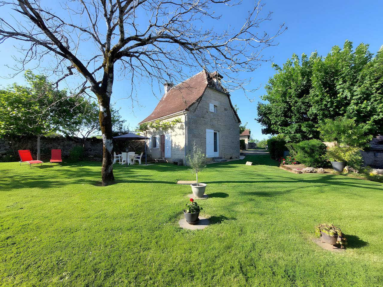 Maison de vacances « L'oustal De Lo Philomène » avec terrasse privée, jardin privé et Wi-Fi in Issendolus, Quercy