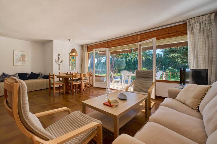 Gîte pour 5 personnes, avec bassin pour enfant ainsi que terrasse et jardin dans Calella de Palafrugell - 4