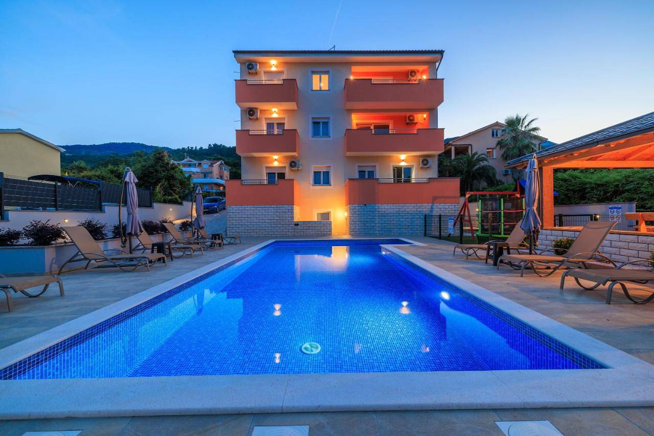 Apartment with Balcony in Ika, Opatija Riviera