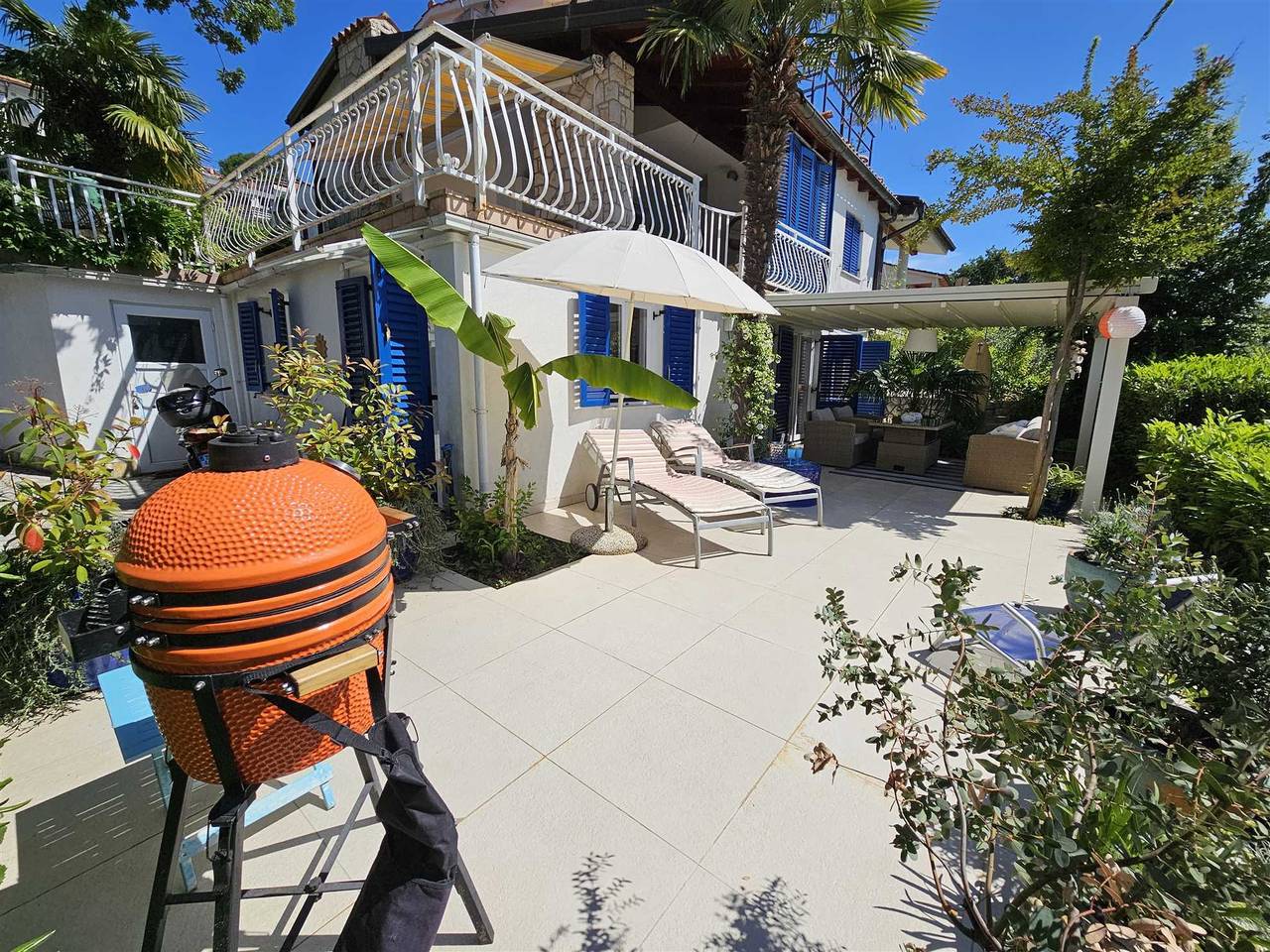 Cały apartament, Apartment Barbara with sea view in Njivice, Krk