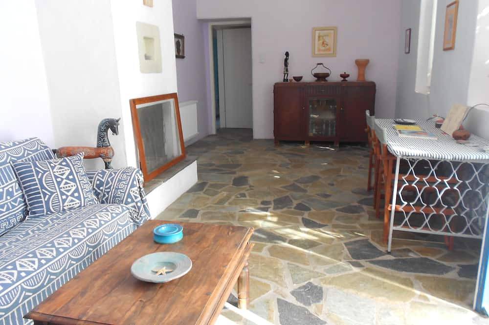 Mooi kindvriendelijk landhuis in Syros