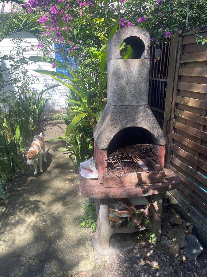 Location de vacances pour 2 personnes, avec jardin et vue, animaux acceptés dans Plage de Petite Anse - 3