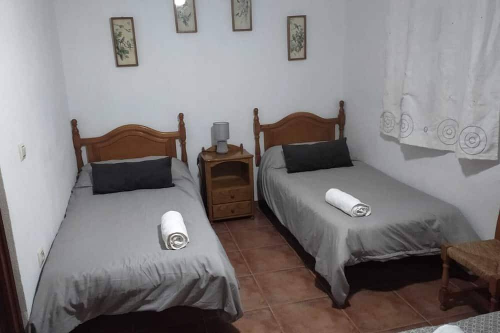 Ideal Para Grupos Familiares , Amigos. Cercano al Pn Sierra de Andujar in Marmolejo, Province de Jaén