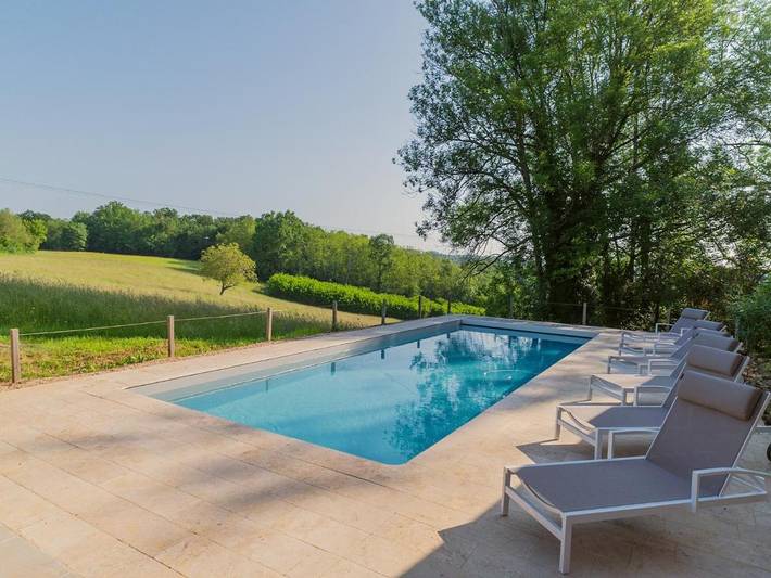 Location de vacances pour 6 personnes, avec Jardin et Piscine à Saint-Laurent-la-Vallée