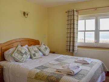 Holiday Rental for 8 People in Whitby, North Yorkshire, Photo 4