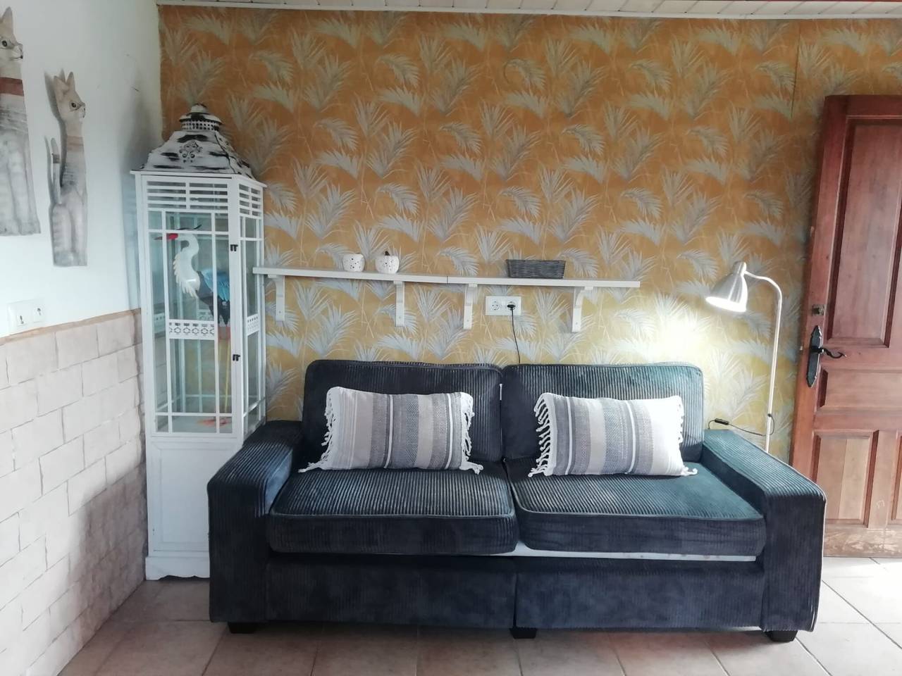 Apartamento entero, Apartamento 'Kety 2' con vistas a la montaña, terraza privada y Wi-Fi in Serdio, Val de San Vicente