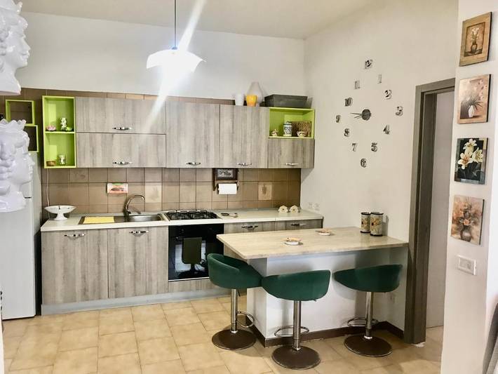 Gîte pour 5 personnes, avec terrasse et vue, animaux acceptés à Tre Fontane