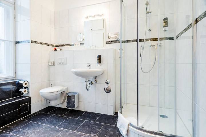 BnB für 3 Personen, mit Ausblick in Berlin - 3