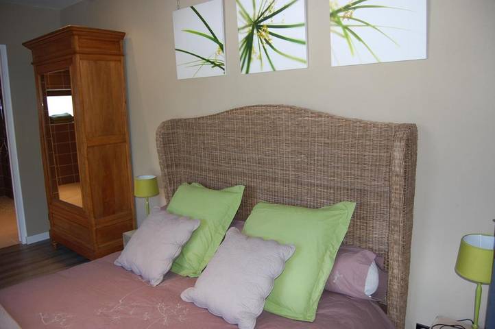 Chambre d’hôte pour 5 personnes, avec jardin ainsi que piscine et jacuzzi en Cotes-d'Armor - 3