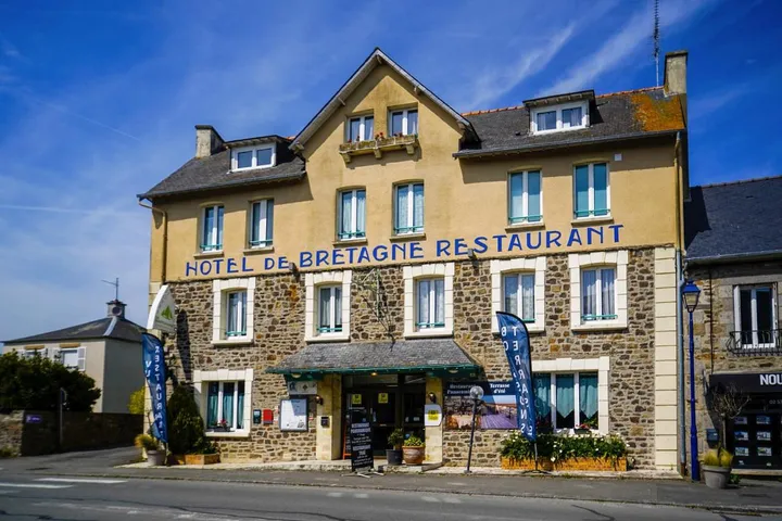 Hotel para 3 personas - 1