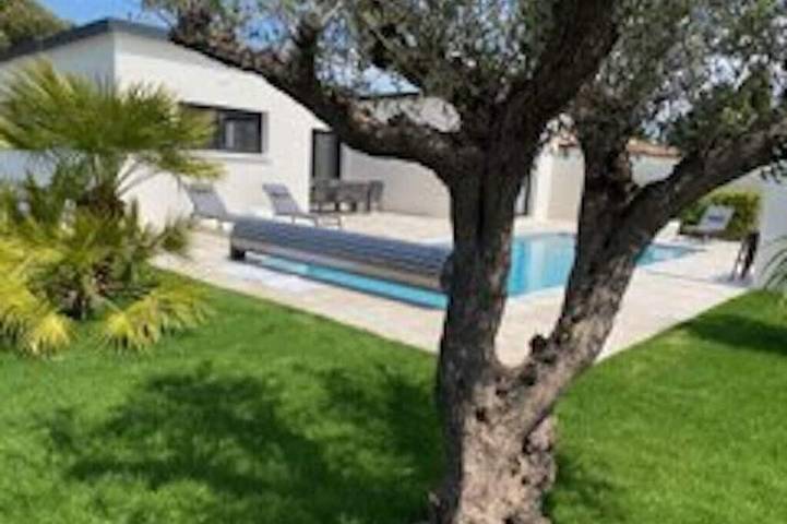 Maison de vacances pour 10 personnes, avec terrasse ainsi que jardin et jacuzzi à Vaux-sur-Mer