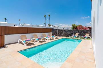 Villa for 6 People in Puerto del Carmen, Tías, Photo 1