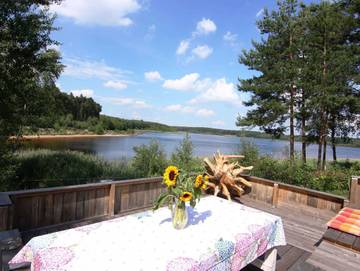 Ferienwohnung für 8 Personen, mit Garten und Ausblick sowie Seeblick und Terrasse in Senftenberg