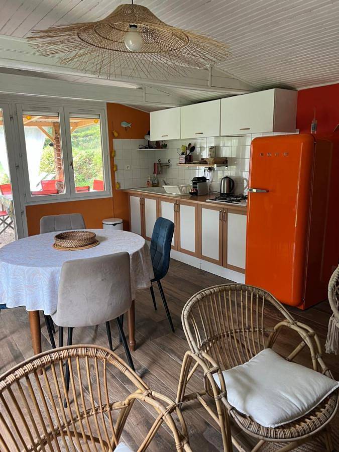Chalet atypique, Ile chambod in Hautecourt-Romanèche, Jura Francais
