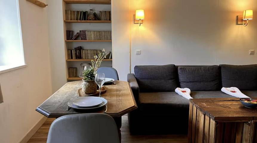 Gîte pour 4 personnes, avec jardin et vue, animaux acceptés dans La Roche de Solutré - 4